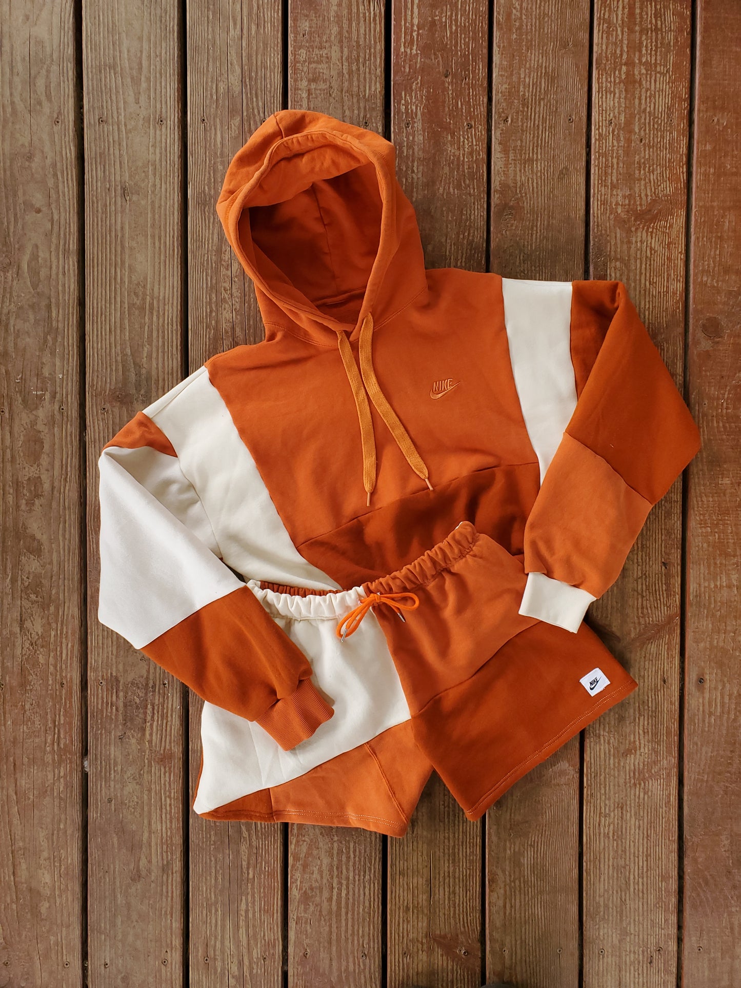 Custom short + sweatshirt set