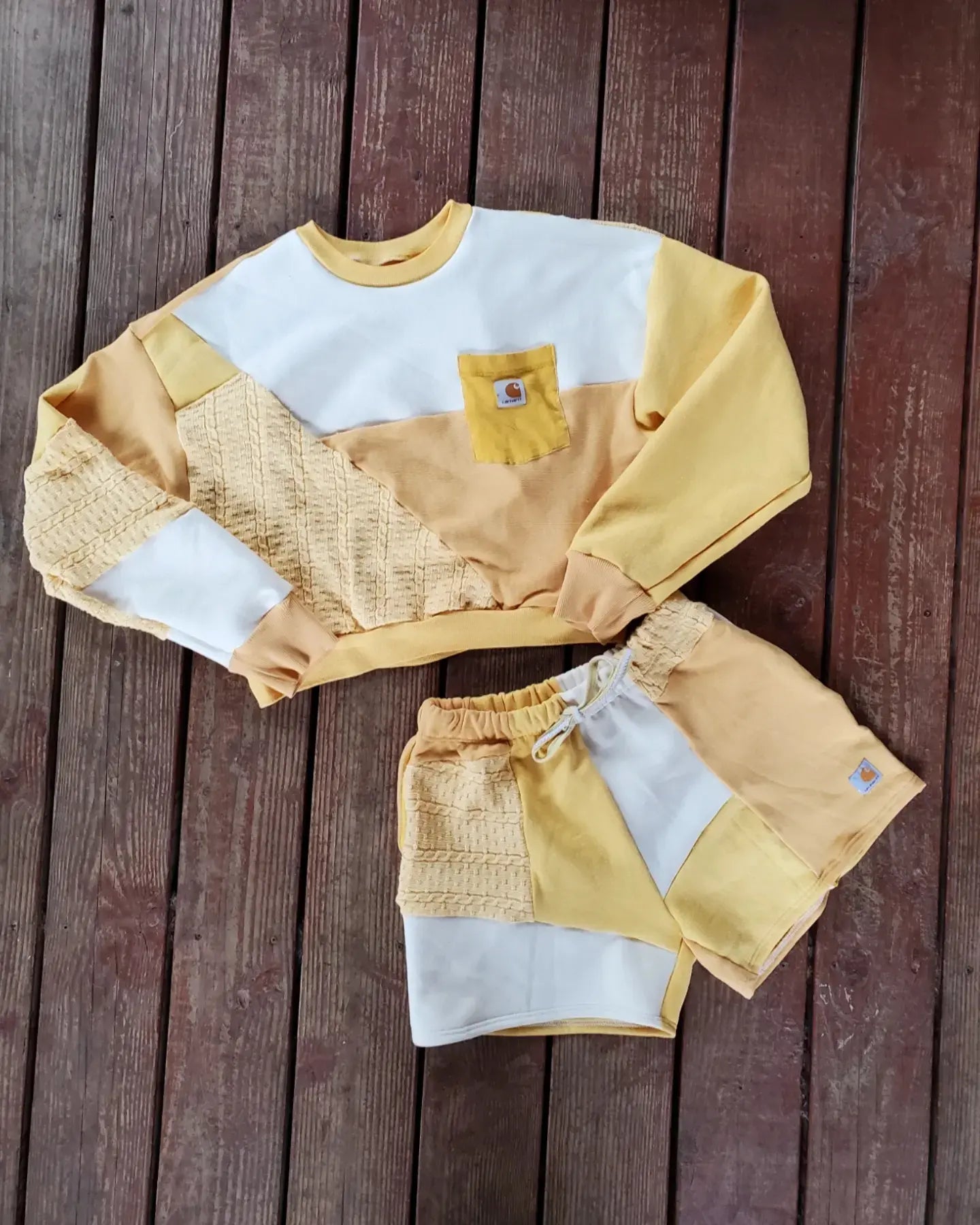 Custom short + sweatshirt set