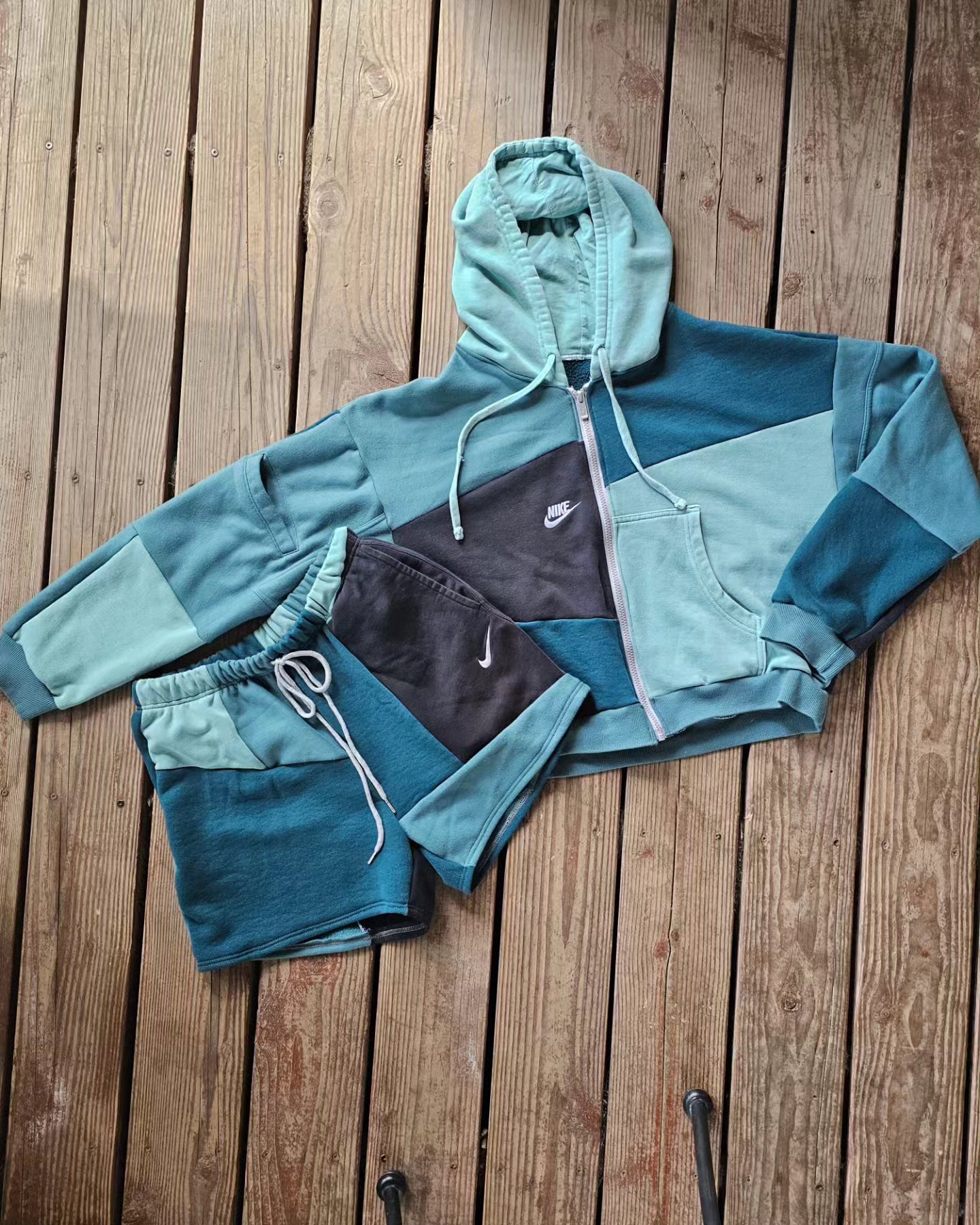 Custom short + sweatshirt set