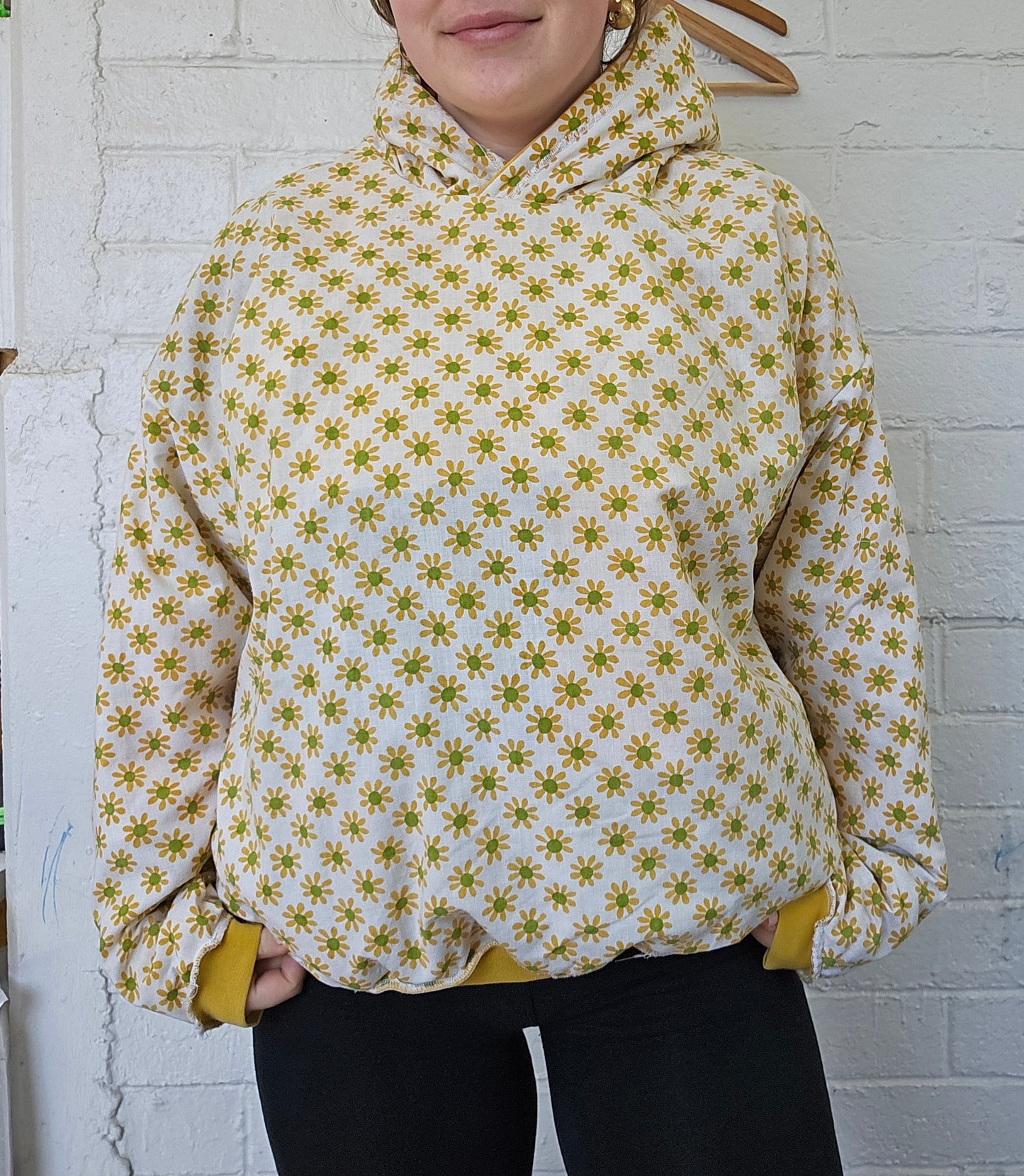 Bright and sunny hoodie ☀️