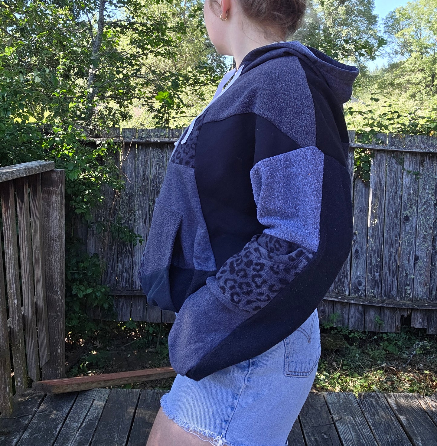 Scrappy black cheetah (l/xl)