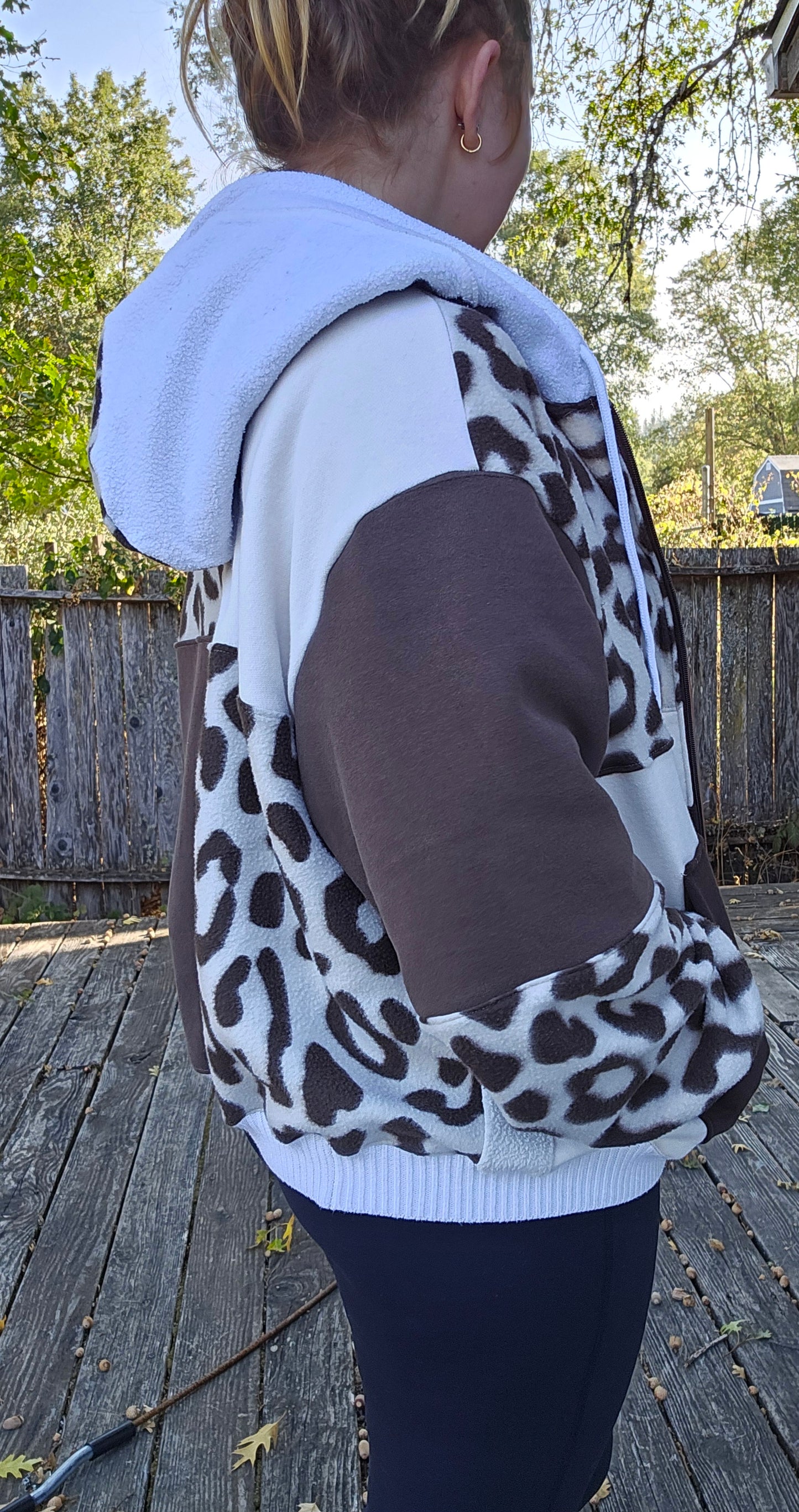 Cheetah girl (xl)
