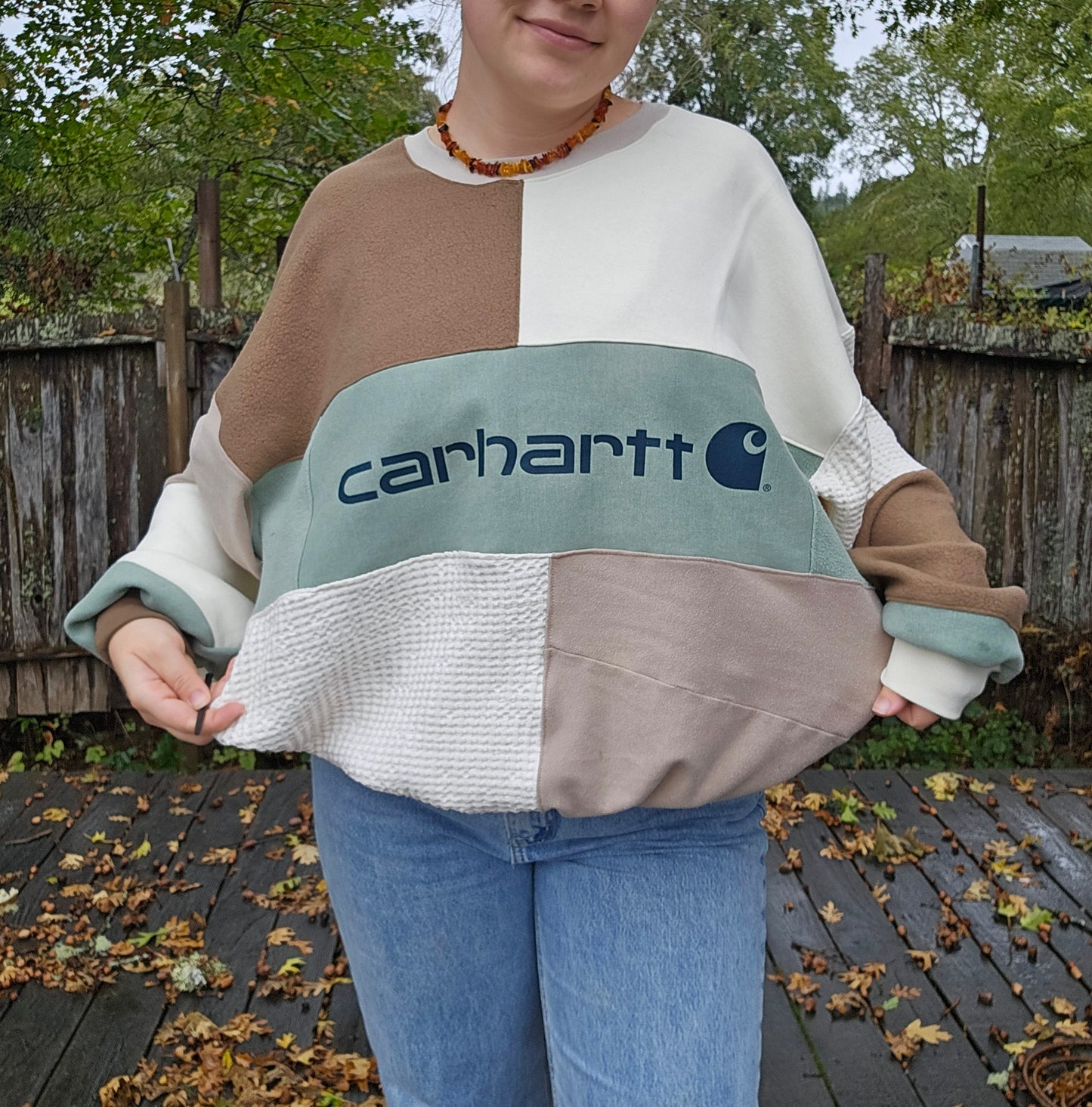 Spiced matcha crewneck