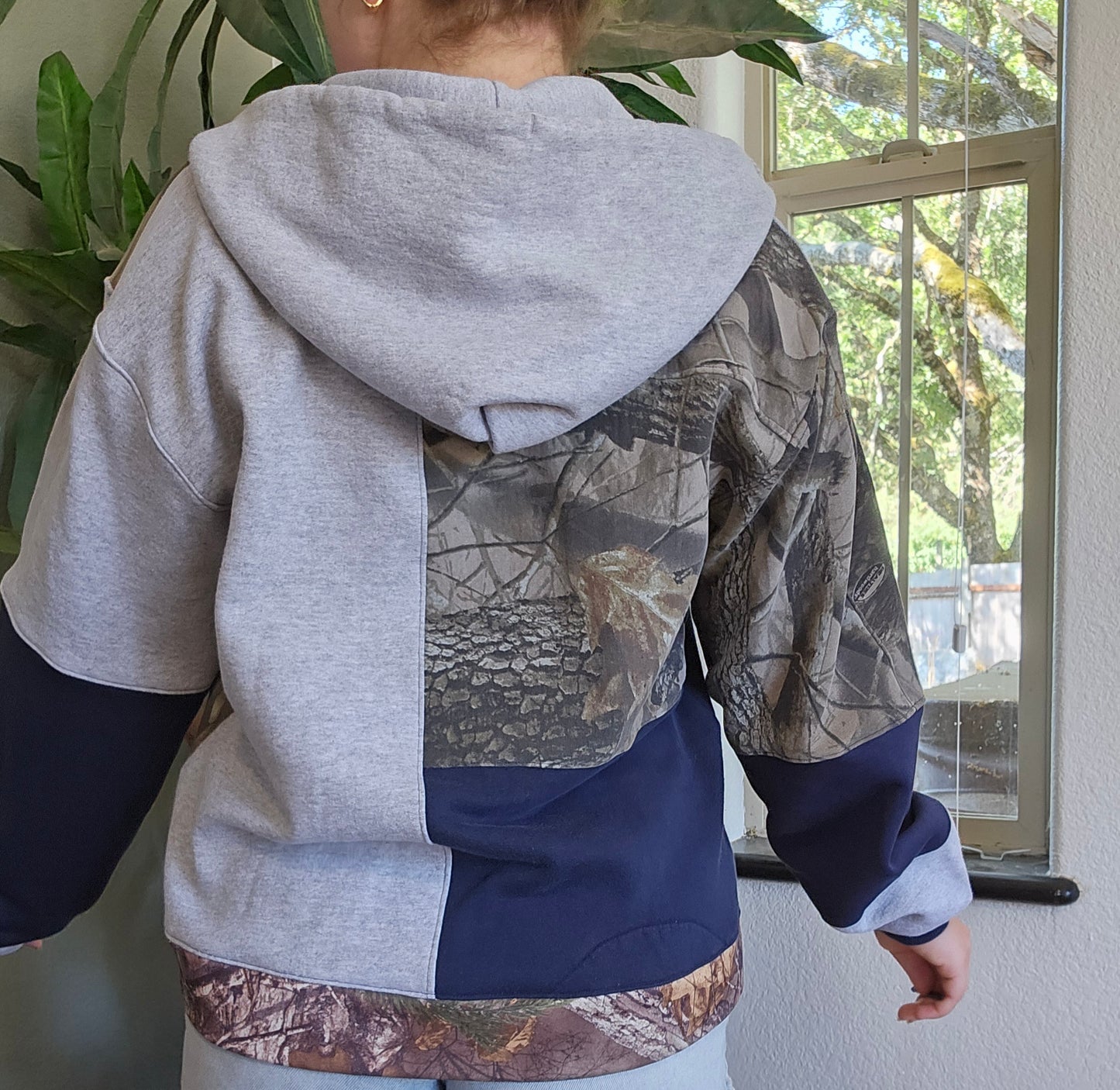 Camo zipup