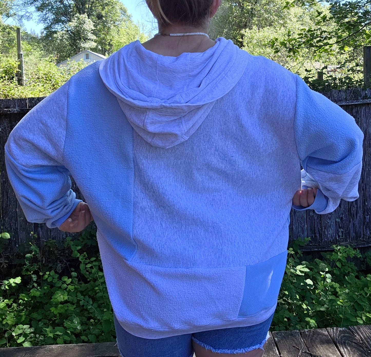 Icy blue zip up (xl)