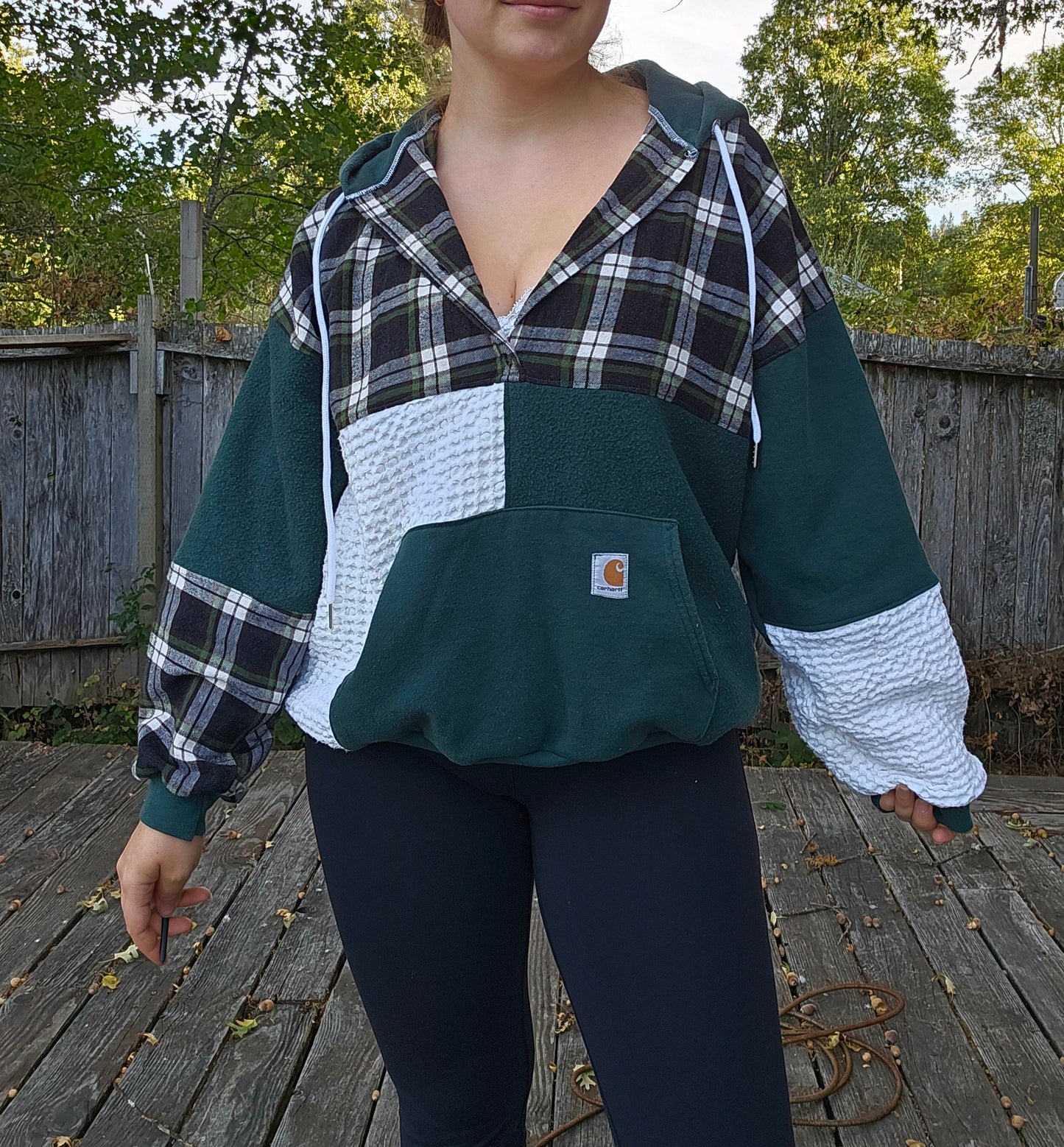 Evergreen quarter button
