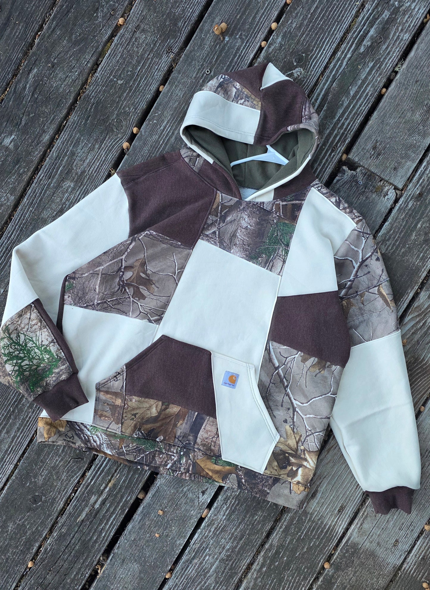 Camo and cream hoodie (xl)