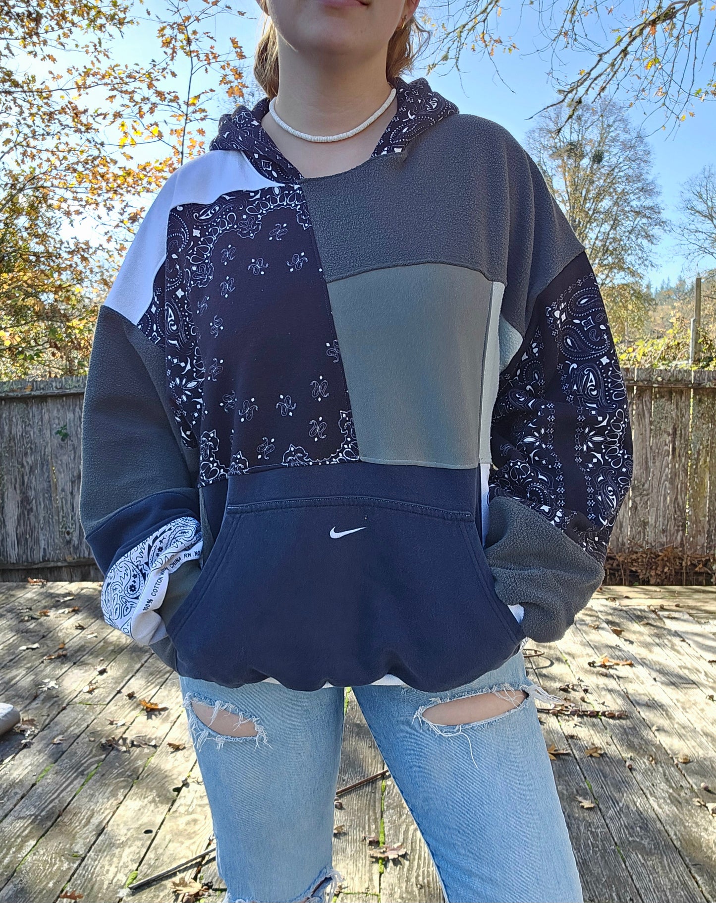 Downtown hoodie (2xl)