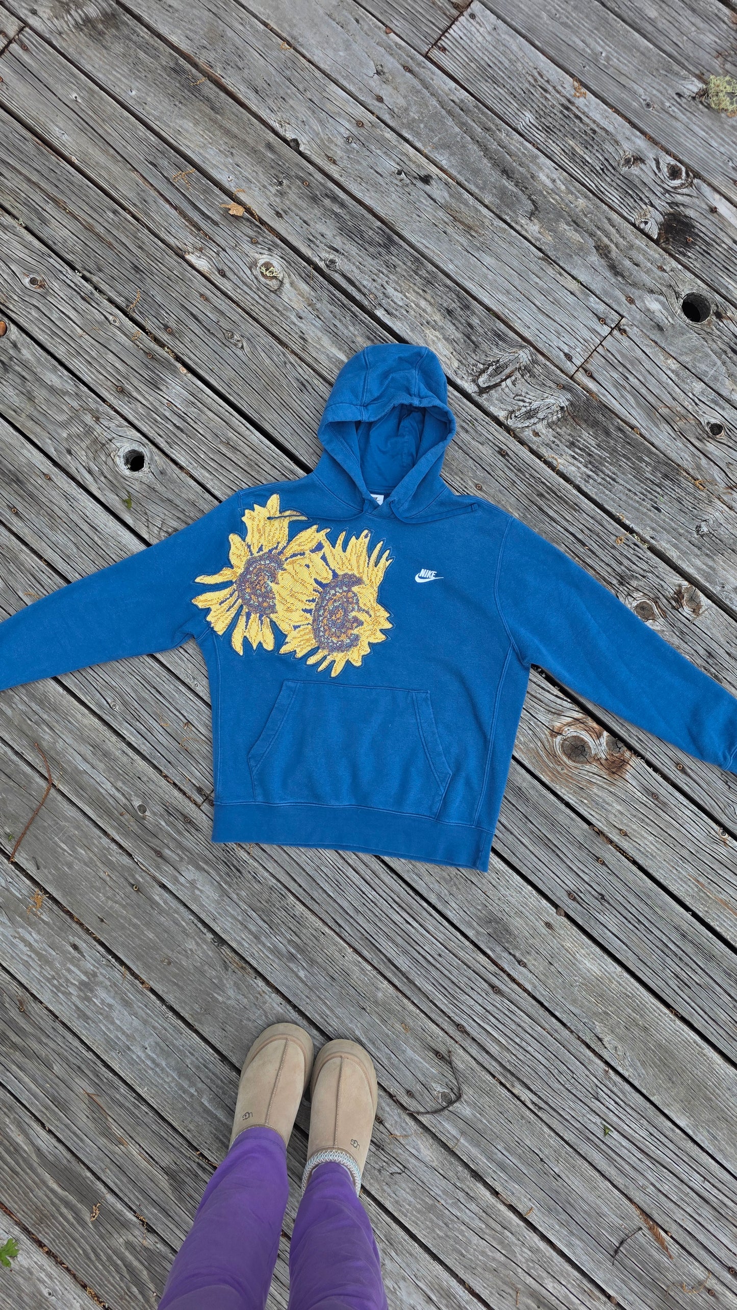 Sunflower cutout (tagged l)