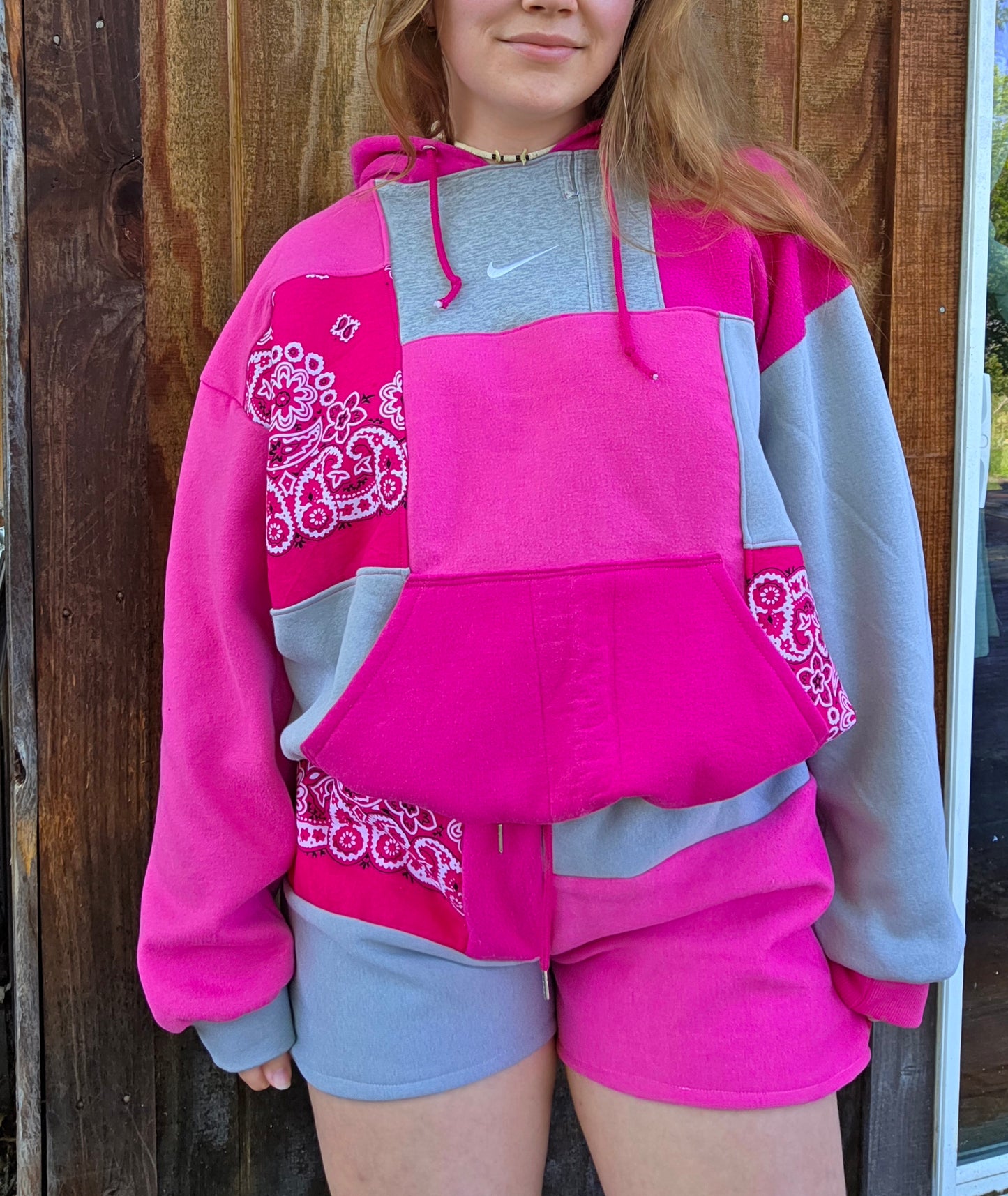 Pink and paisley set (l)