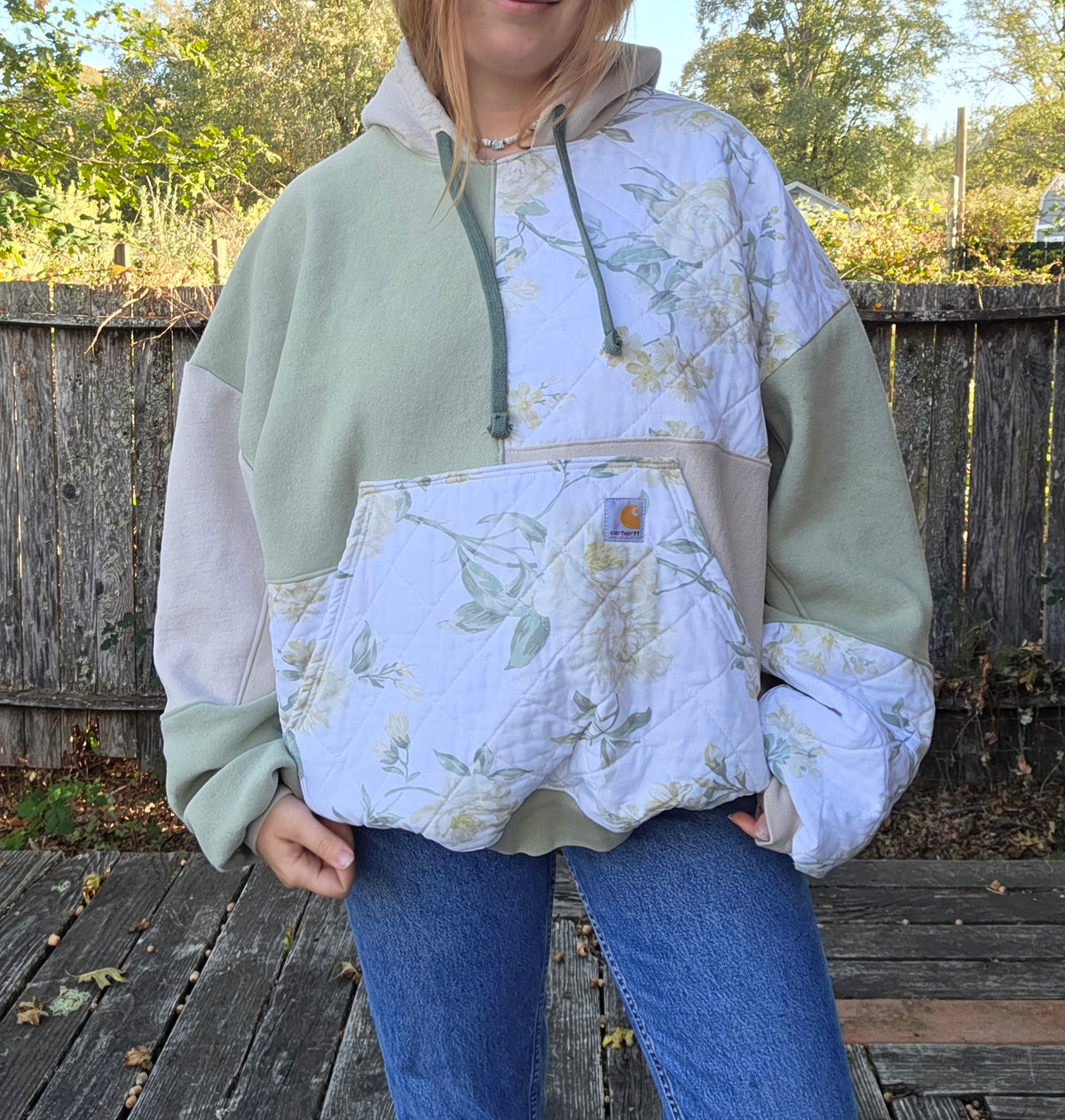 Match and mint hoodie (xxl)