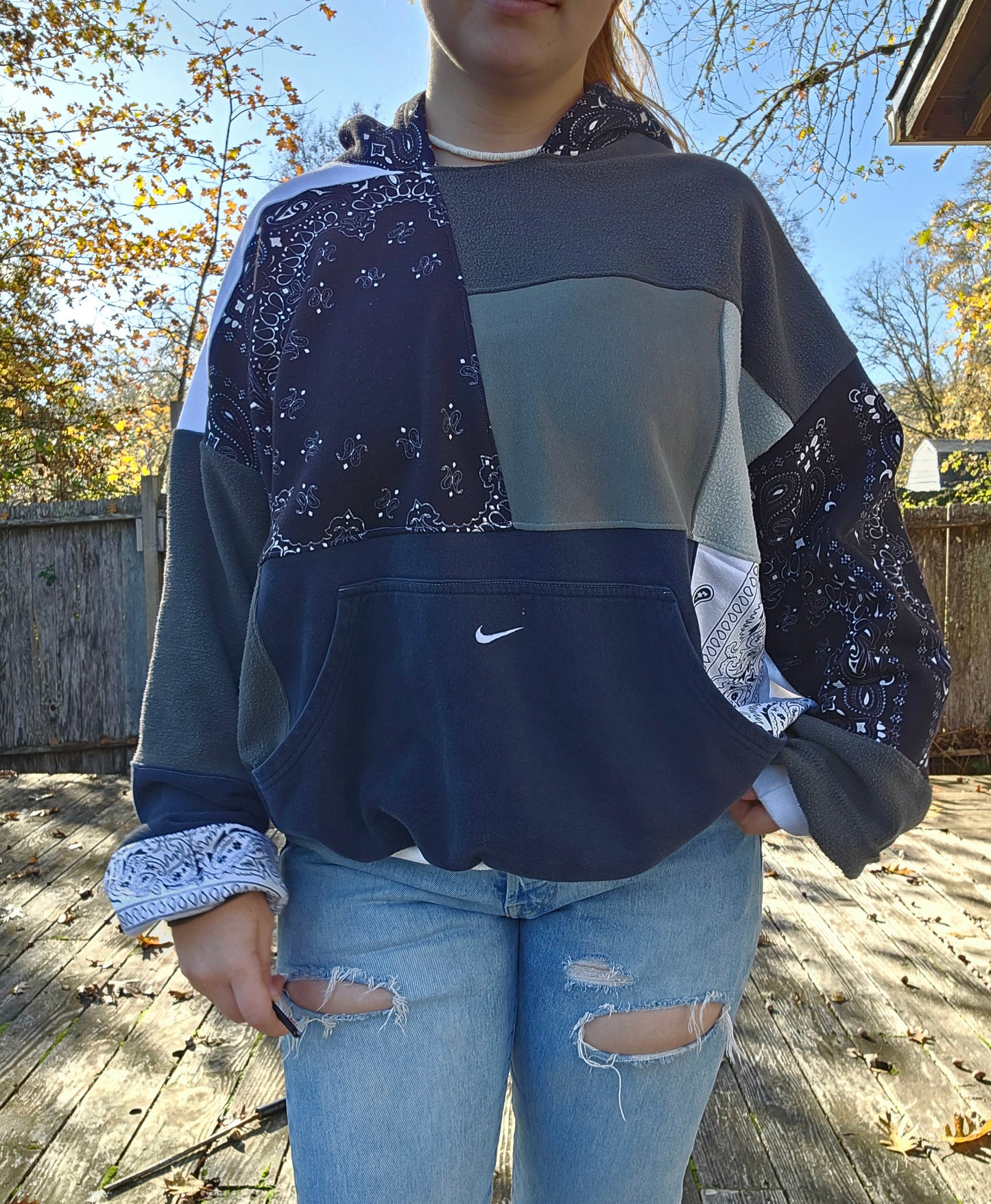 Downtown hoodie (2xl)