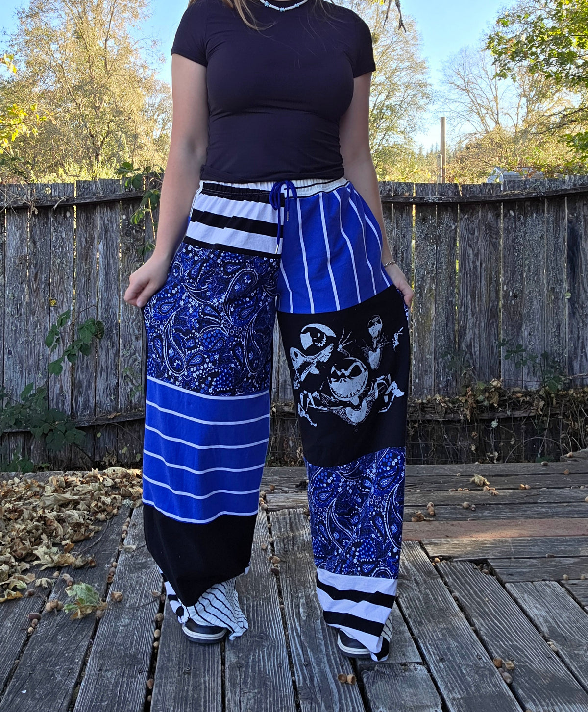 Nightmare before t pants (l)