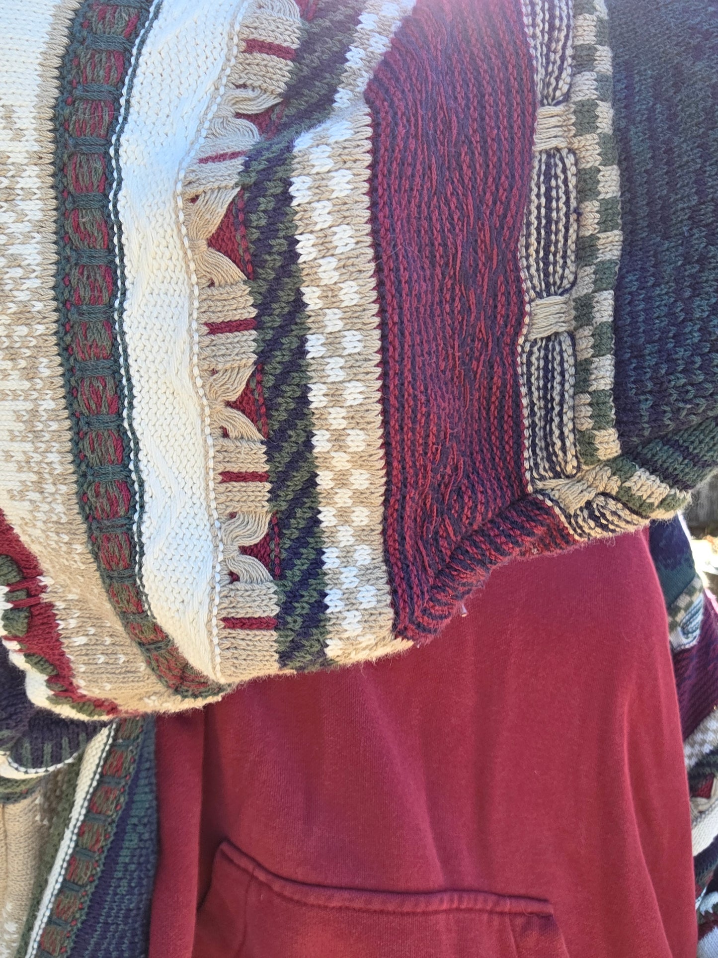 Under the tree sweater hoodie (xxl)