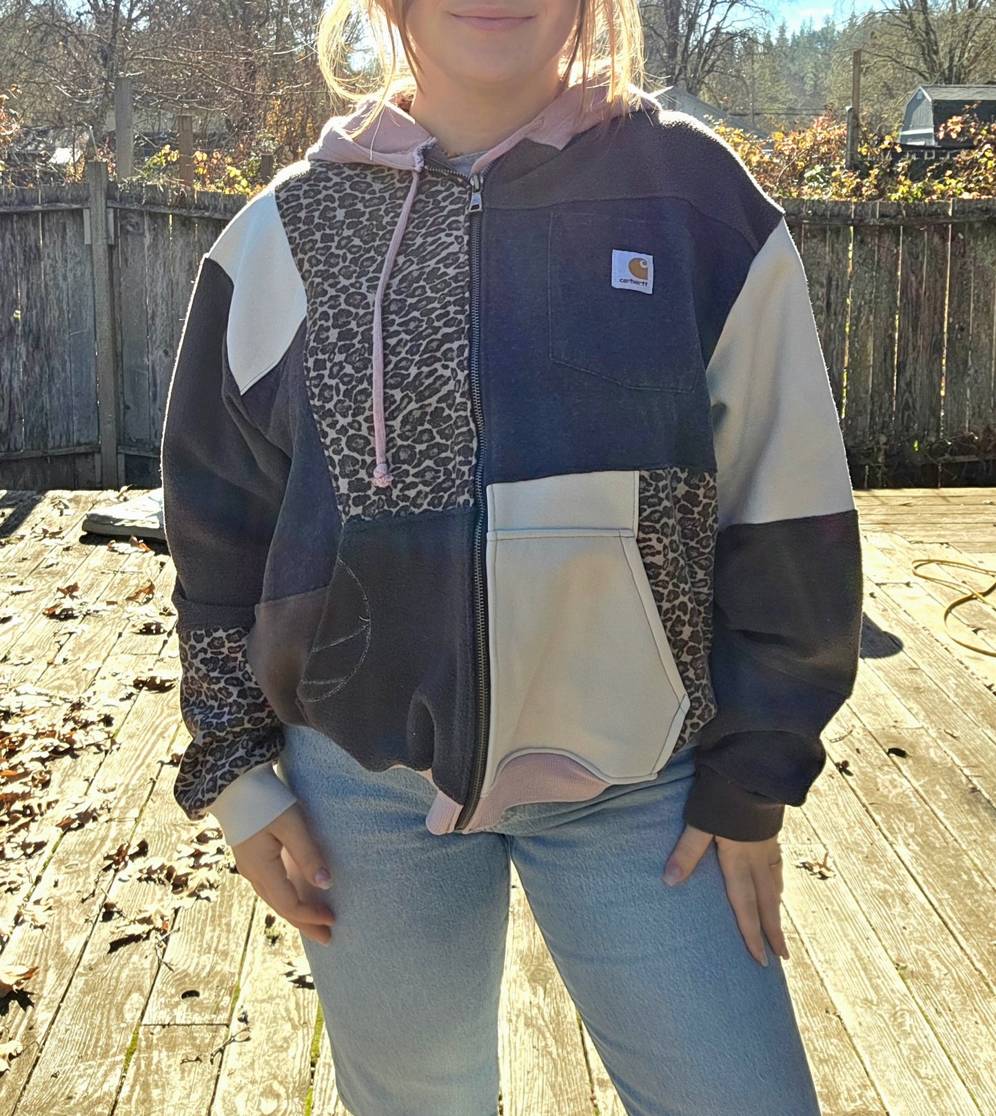 Pop of print zip up (xl)