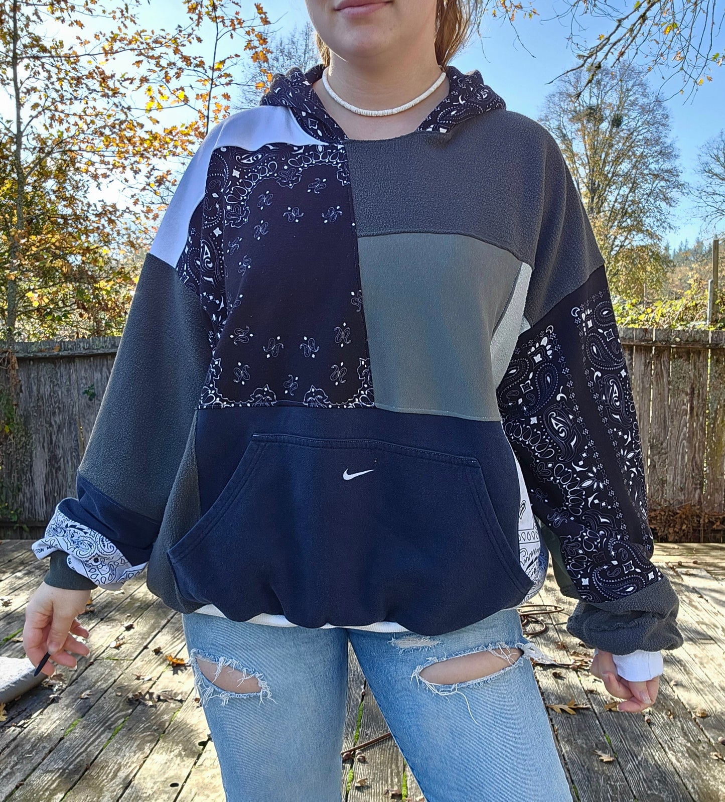 Downtown hoodie (2xl)