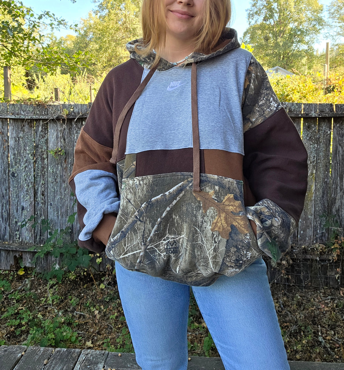 Camo cliffs hoodie (xxl)