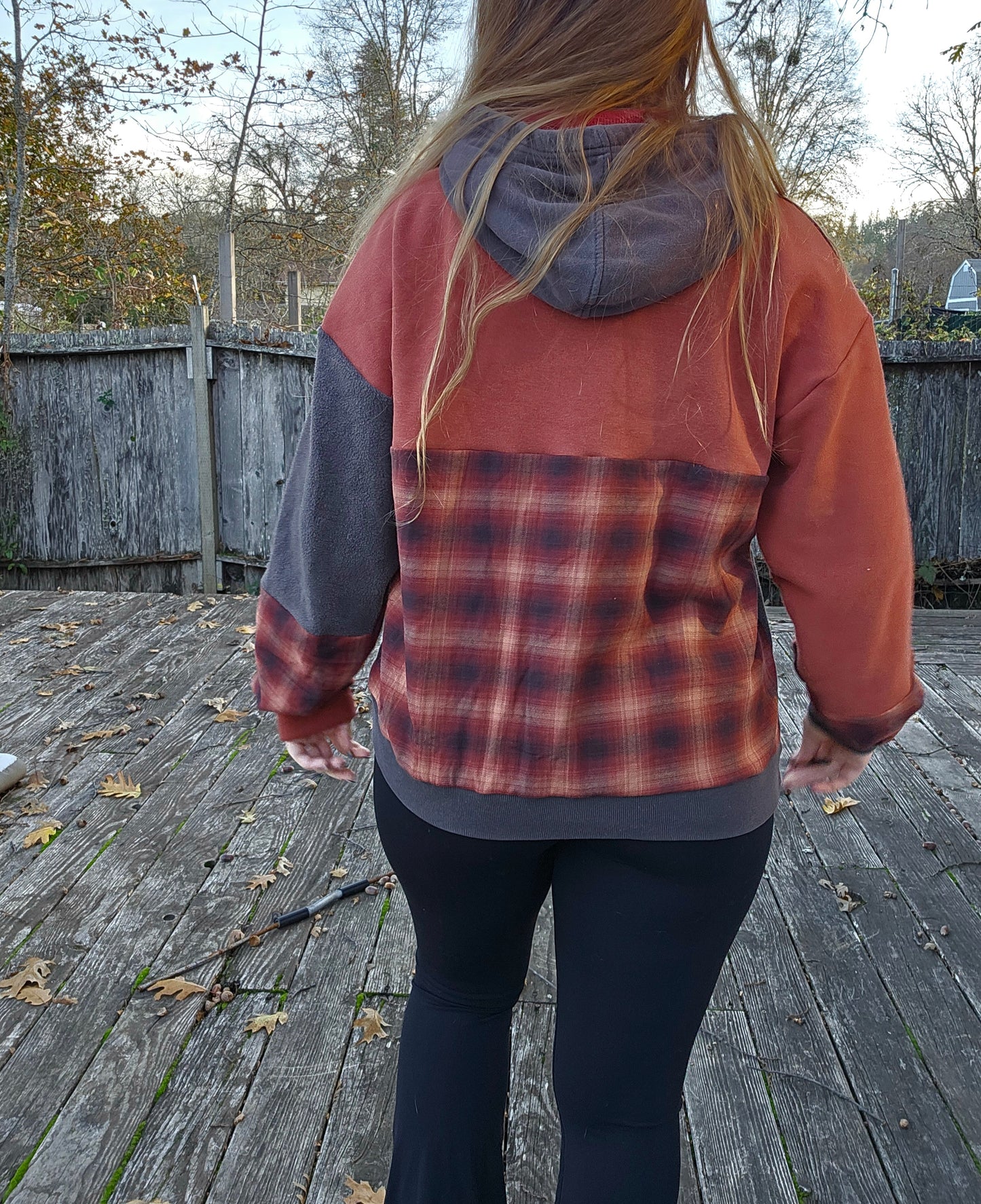 Apple orchard quarter button (l)