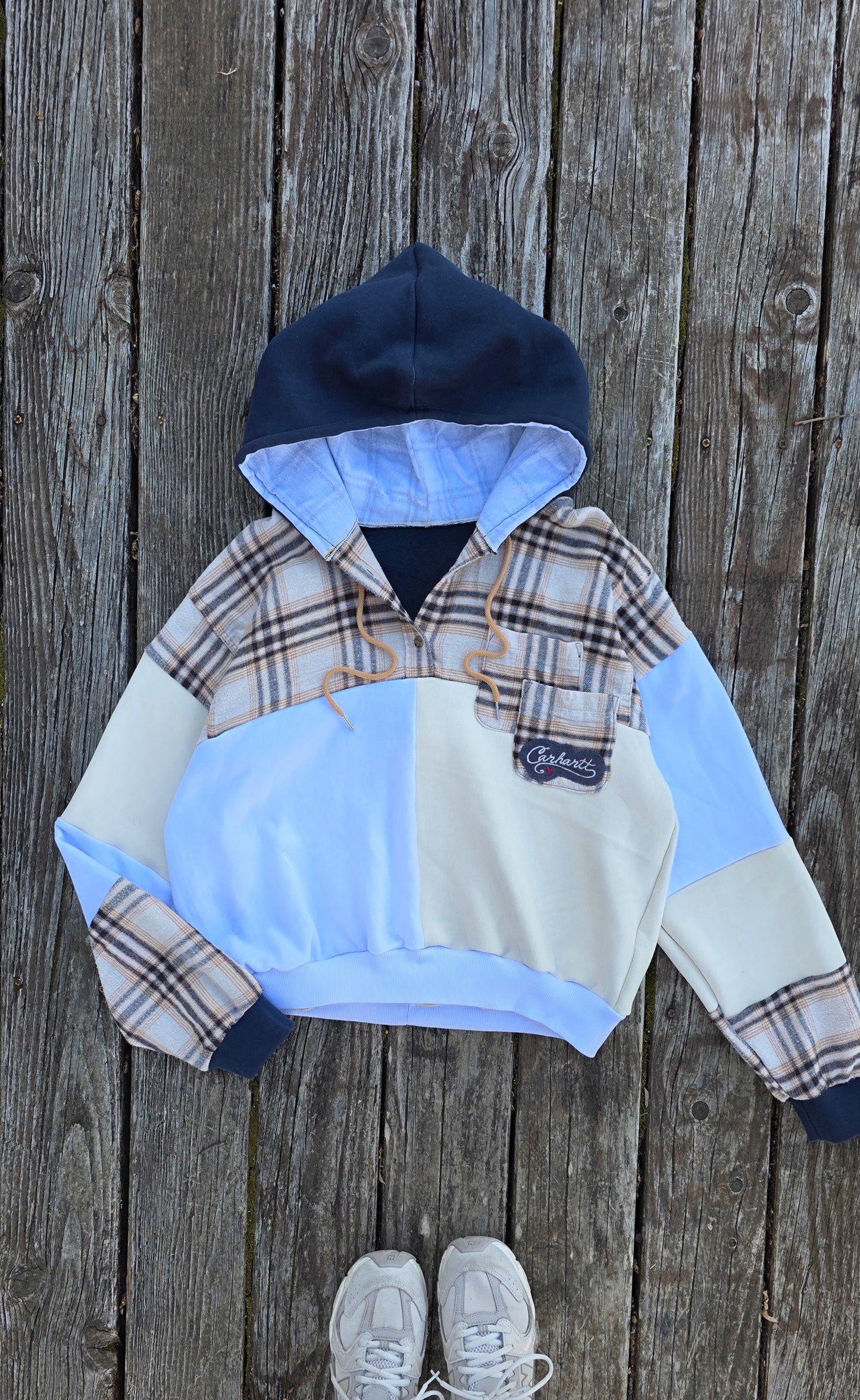Blueberry pie quarter button (m)