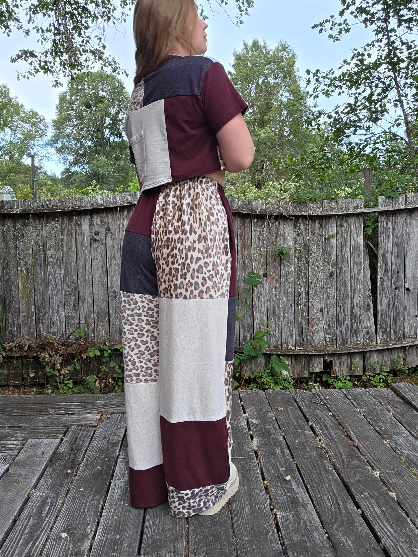 Burgandy T set (L)