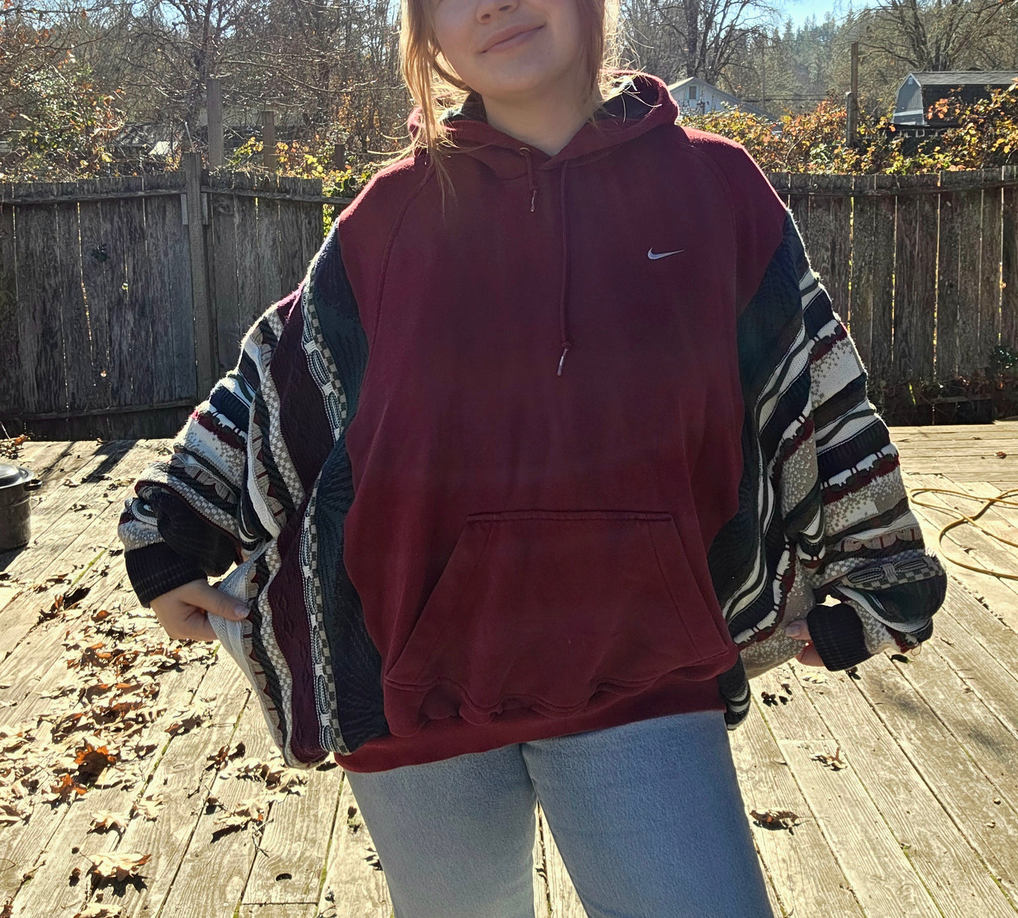 Under the tree sweater hoodie (xxl)