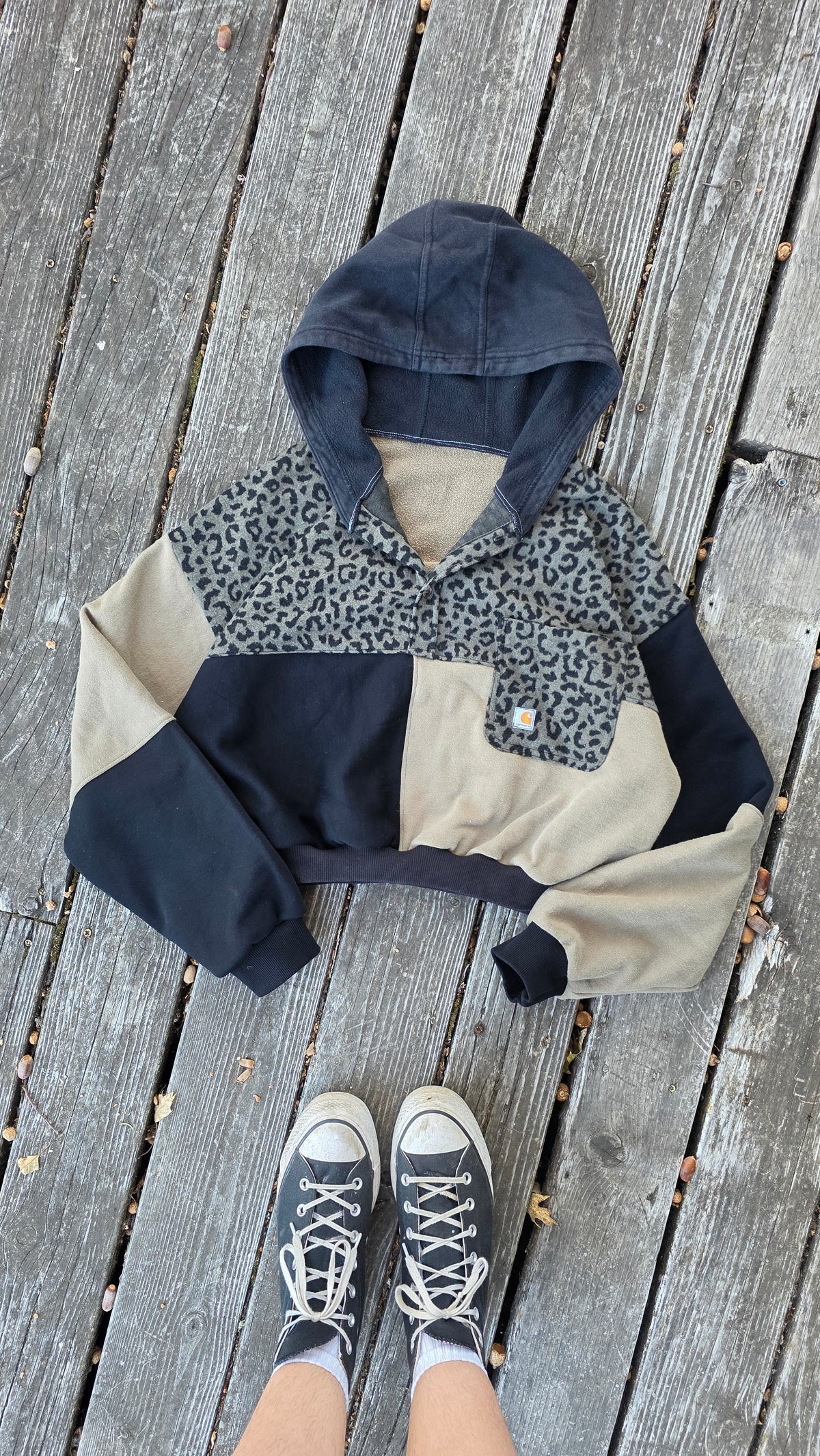 Olive jungle quarter button (s/m)