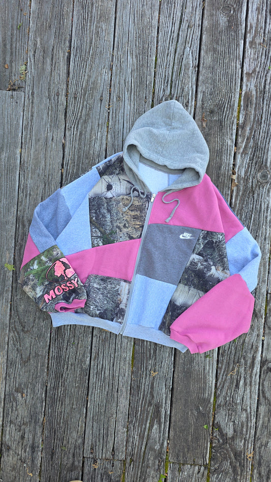 Barbie camo hoodie (2xl)