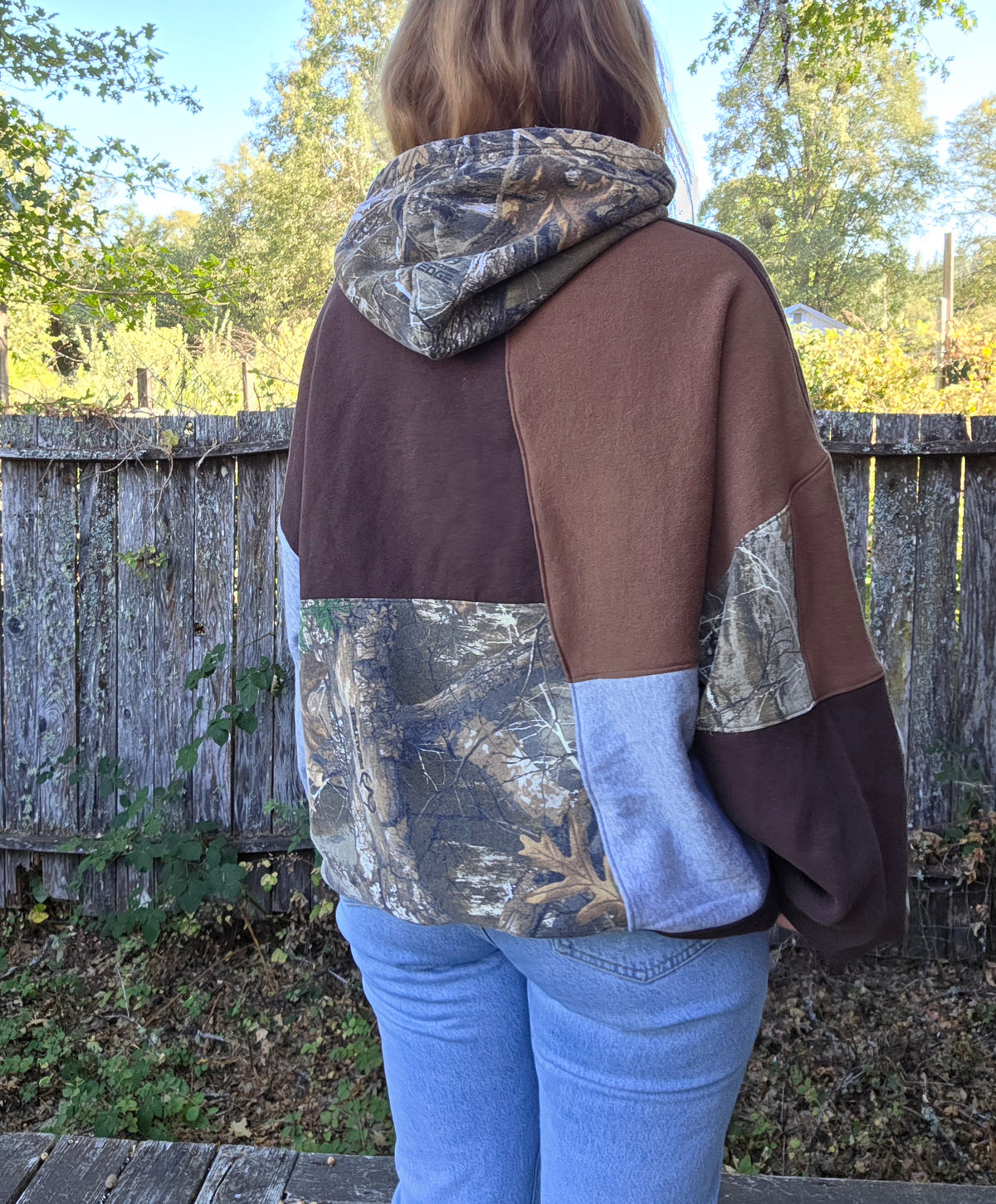 Camo cliffs hoodie (xxl)