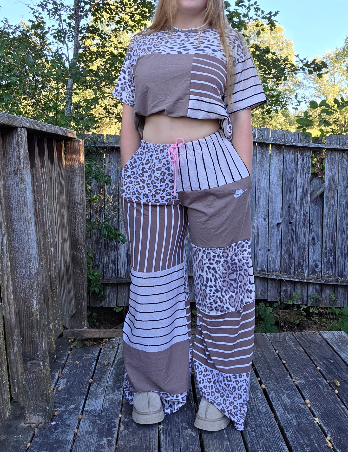 Hints of pink T set (xl)