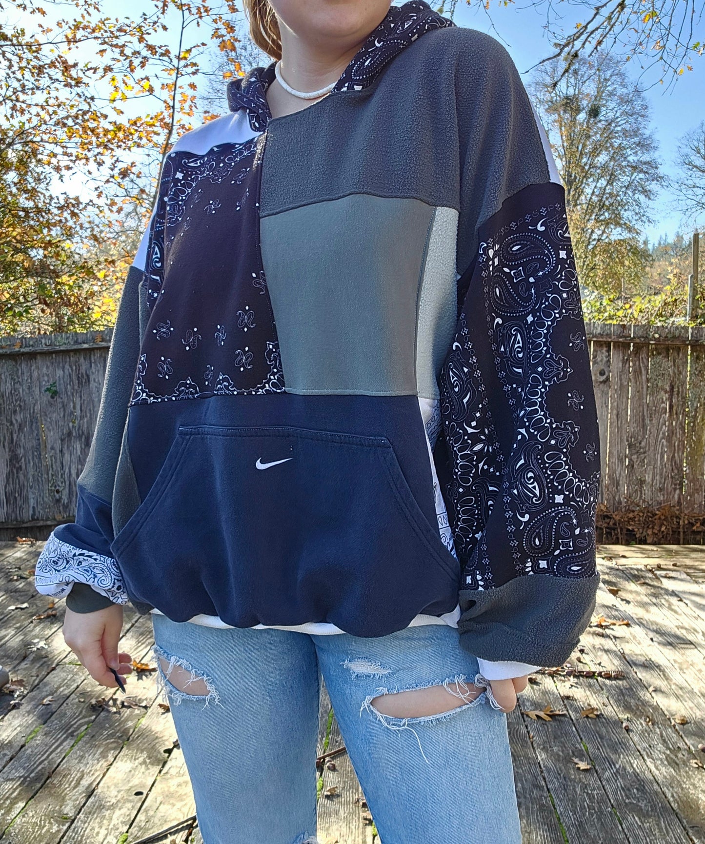 Downtown hoodie (2xl)