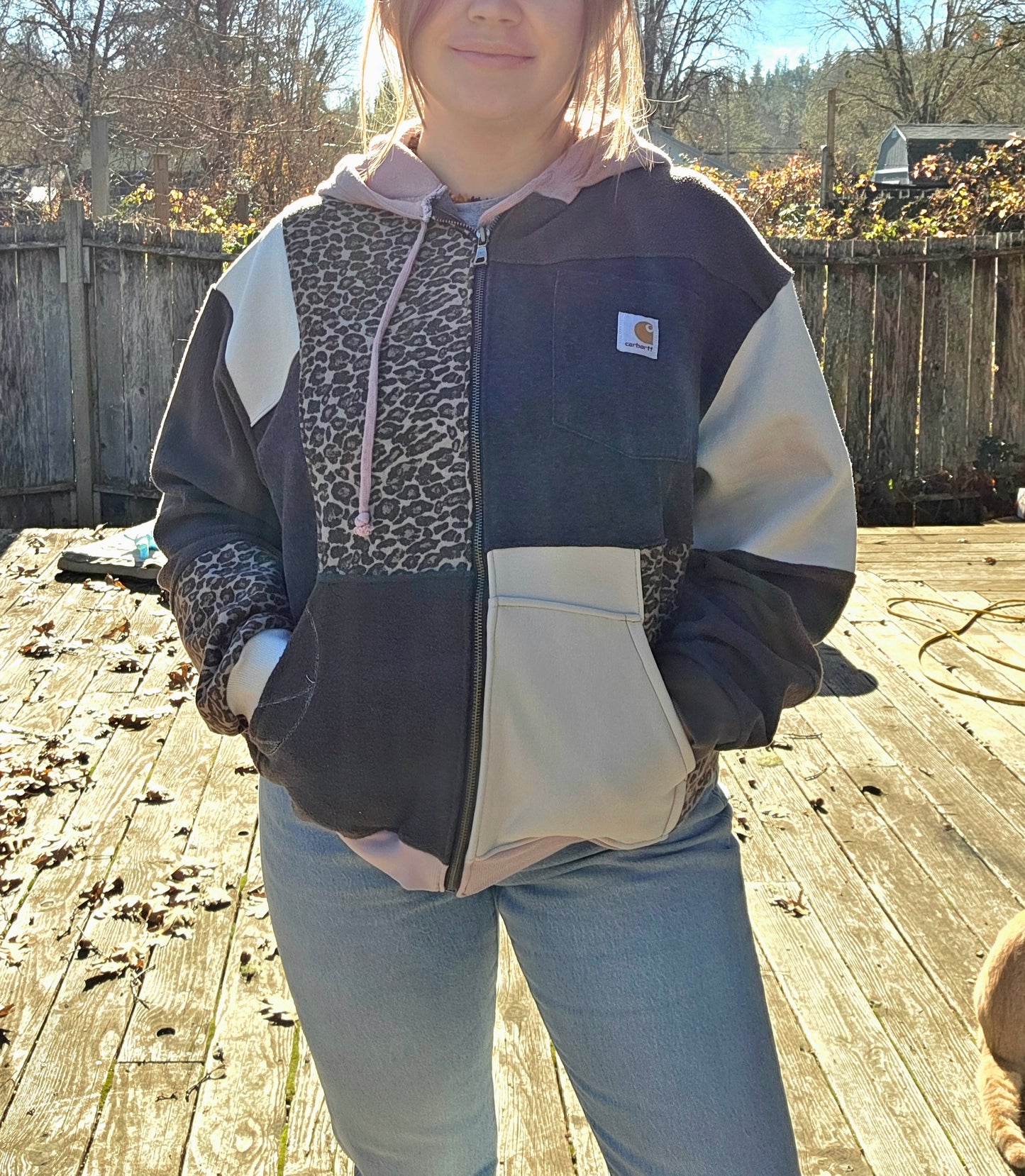 Pop of print zip up (xl)