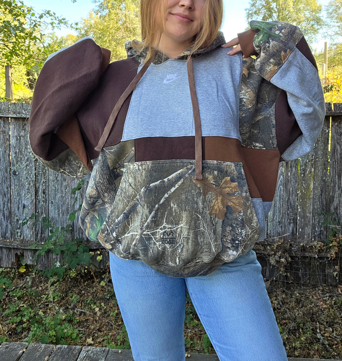 Camo cliffs hoodie (xxl)