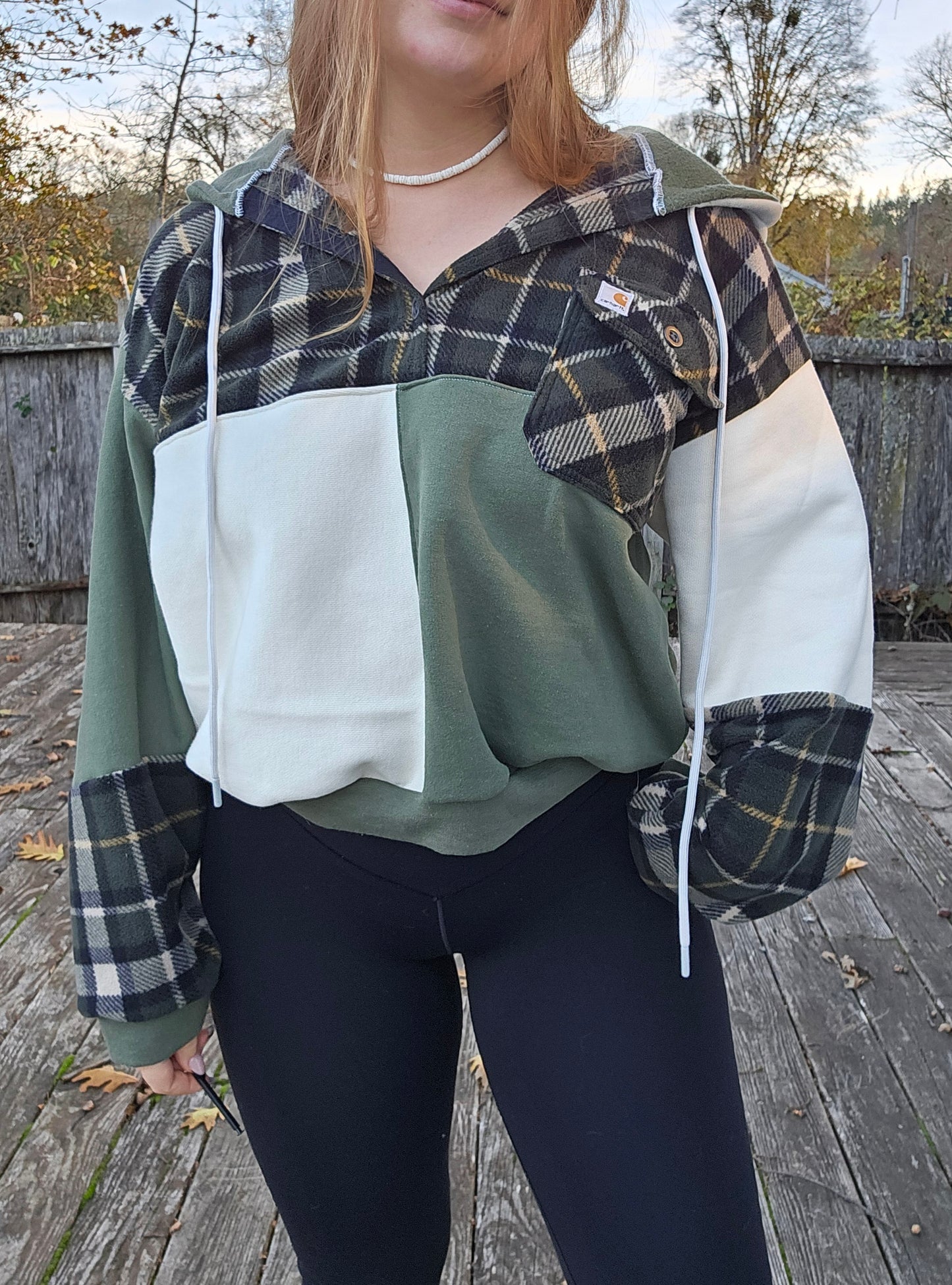 Jasmine quarter button (l)