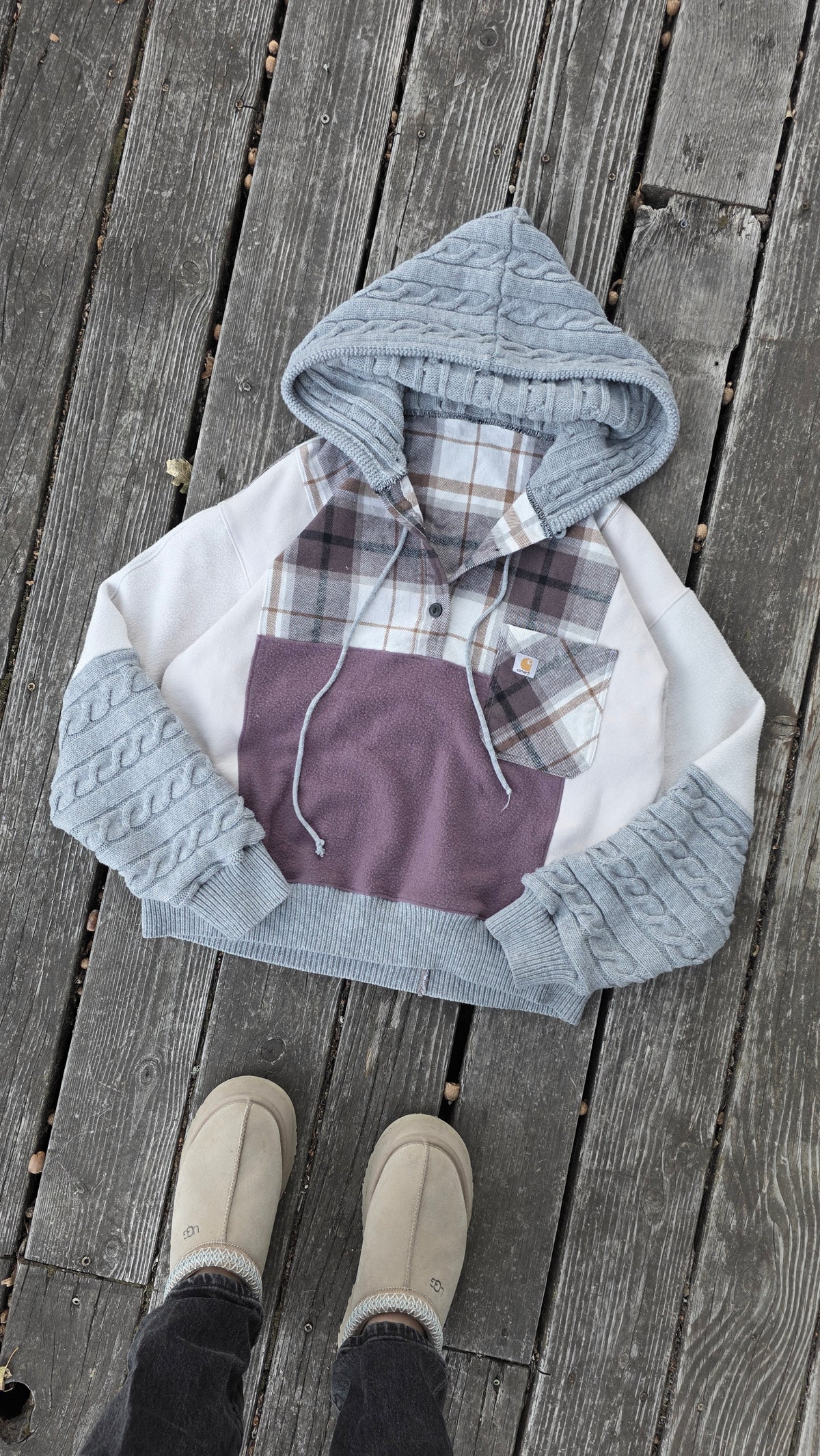 Sweater weather quarter button (s/m)