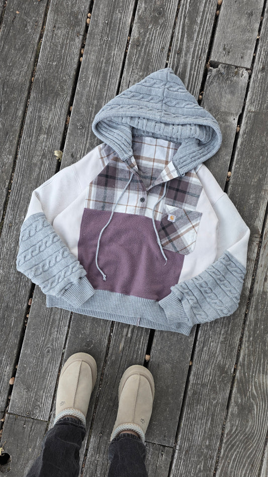 Sweater weather quarter button (s/m)