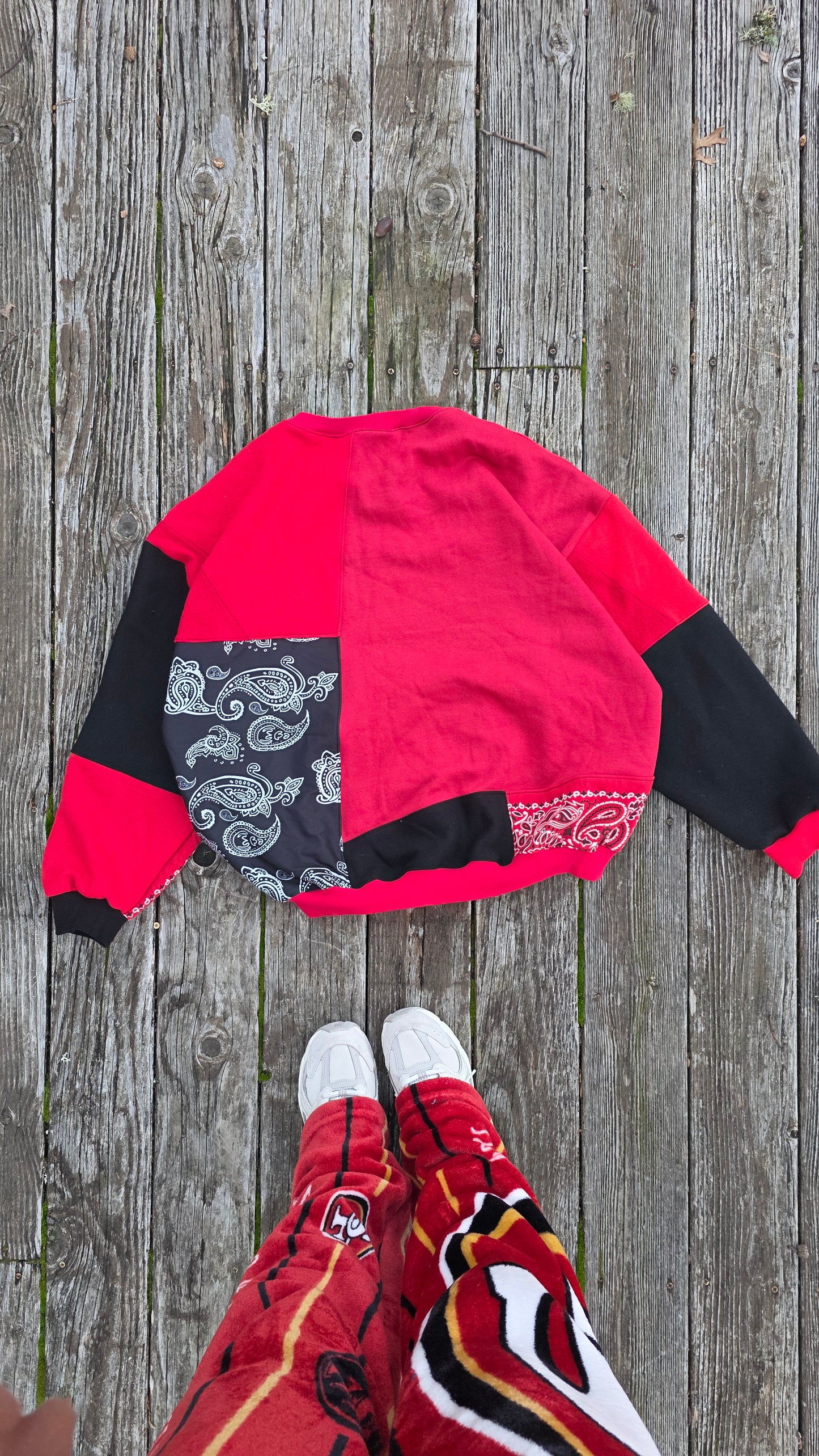 Red hot crewneck